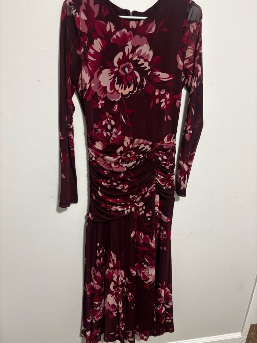 Worn once Floral Burgundy Long-Sleeve Ruched Midi Dress